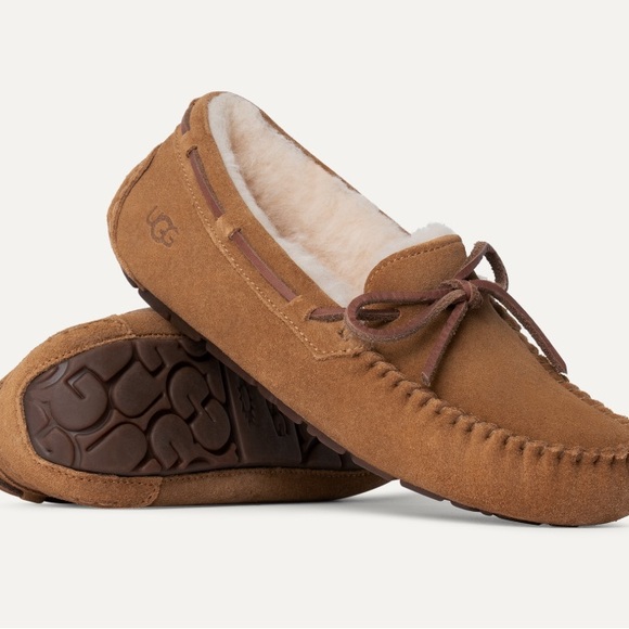 UGG Women's Dakota Sheepskin Lined Slipper Moccasin Chestnut 7 - Picture 10 of 10